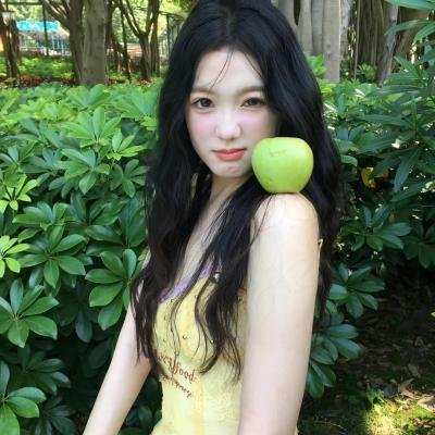 草裙舞女孩